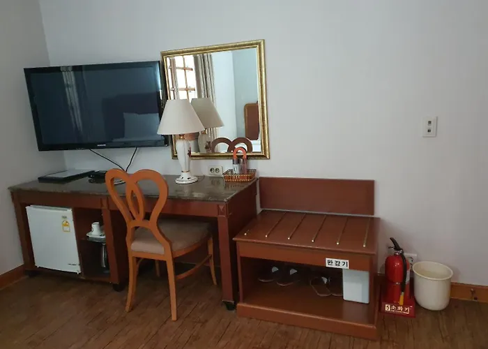 Karak Tourist Hotel Seoul