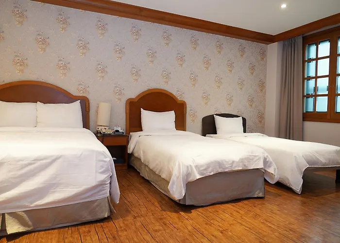 Karak Tourist Hotel 3*