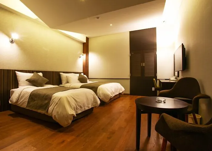 Karak Tourist Hotel