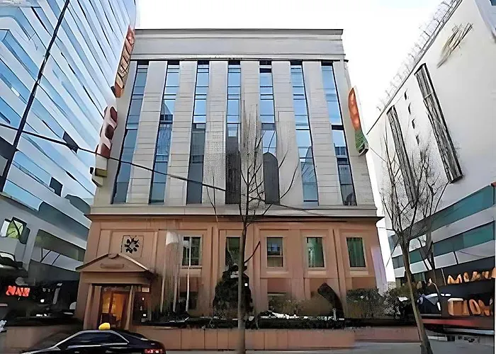 Karak Tourist Hotel Seoul